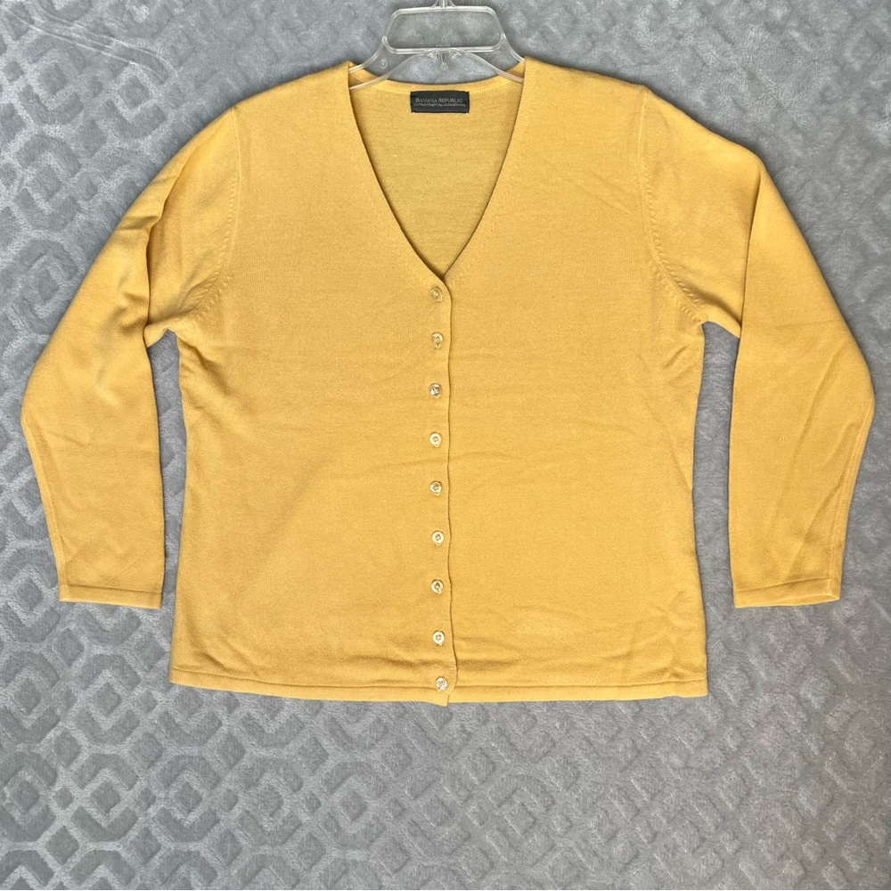 Banana Republic Basic Fine Knit Cashmere V Neck Cardigan Butter Yellow Size M